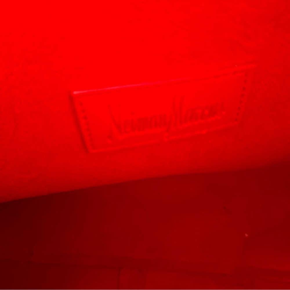 Neiman Marcus Bright Red Open-Top Tote with Double Straps and make up pouch!! - Picture 5 of 13